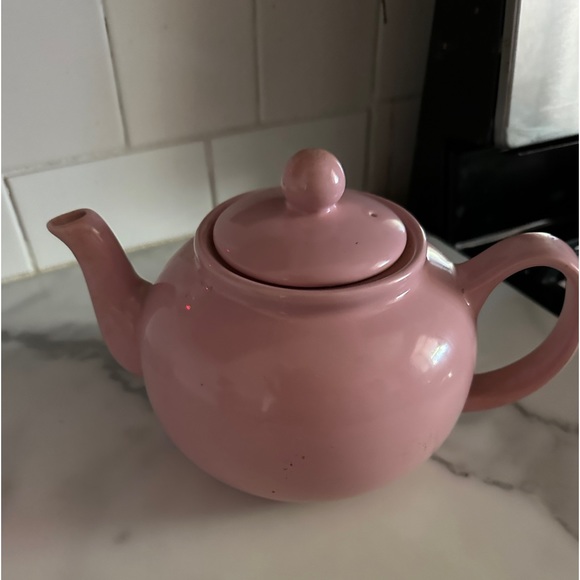 Pink Tea Pot - Picture 5 of 6